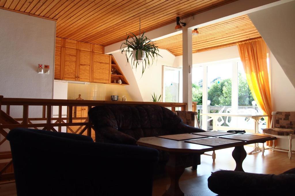 Maenni Guesthouse Haapsalu Pokoj fotografie